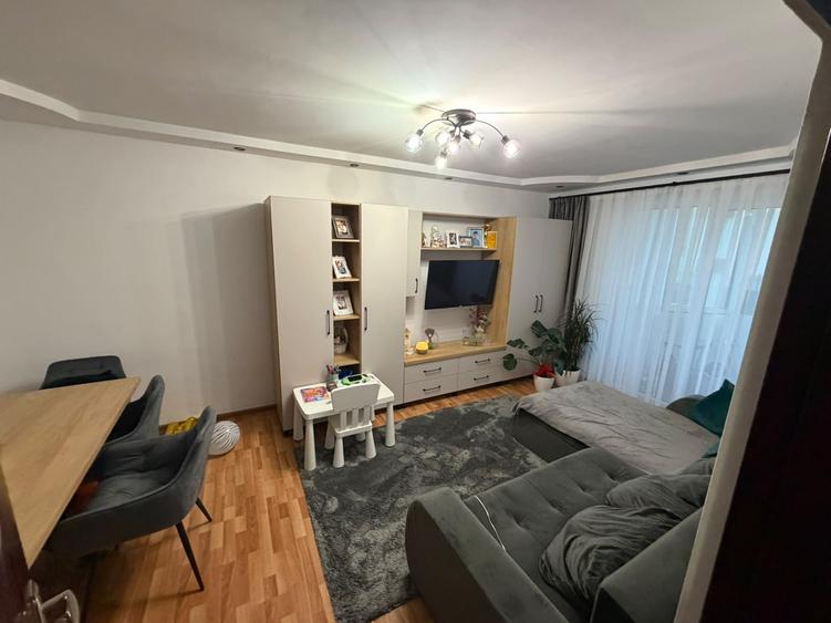 Apartament cu 2 camere decomandat, mobilat în Gilău