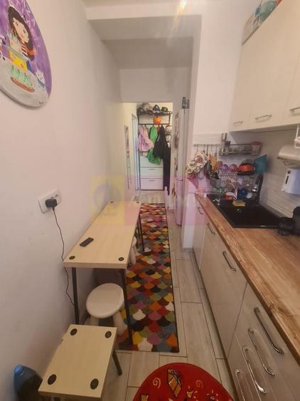 Apartament cu 3 camere de vanzare in Campina - Zona Cuza - 11