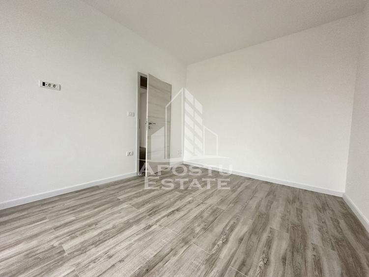 Apartament cu 2 camere, decomandat, bucatarie inchisa, terasa 13 mp - 5
