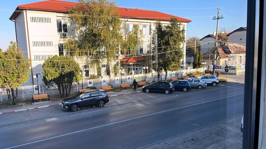 Spațiu comercial, de 85 mp, în Balotești