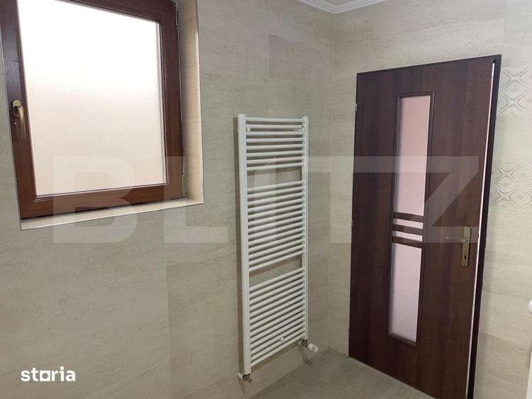 Casă cu 5 camere cu Teren 7100 Mp în Salva