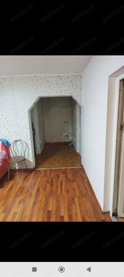 Casă cu 4 camere în Ciolpani