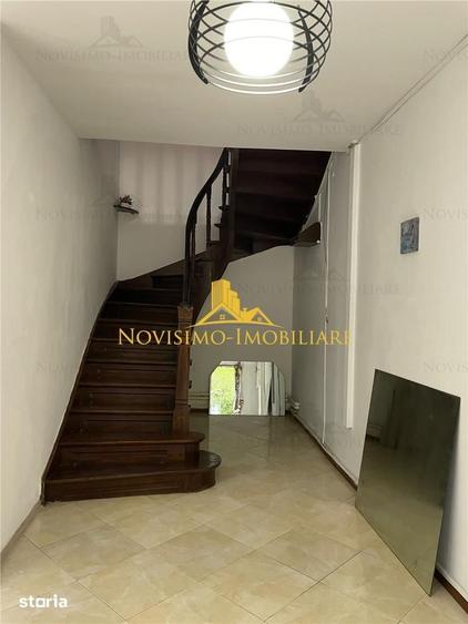 Casă cu 5 camere cu Teren 200 Mp în Central