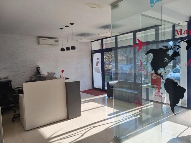 Spațiu comercial, de 180 mp, în Central