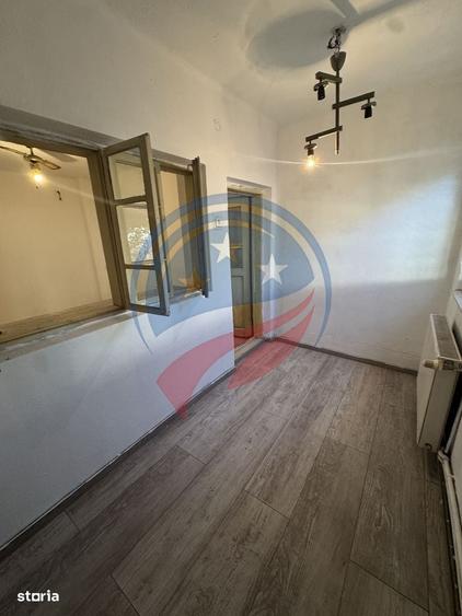 Casă cu 3 camere în Brestei