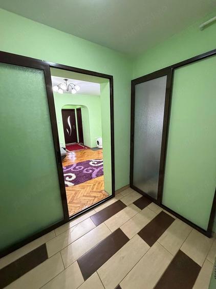 Apartament cu 4 camere semidecomandat în Fortuna