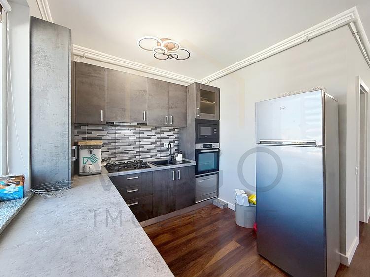 Apartament cu 2 camere semidecomandat, mobilat în Florești