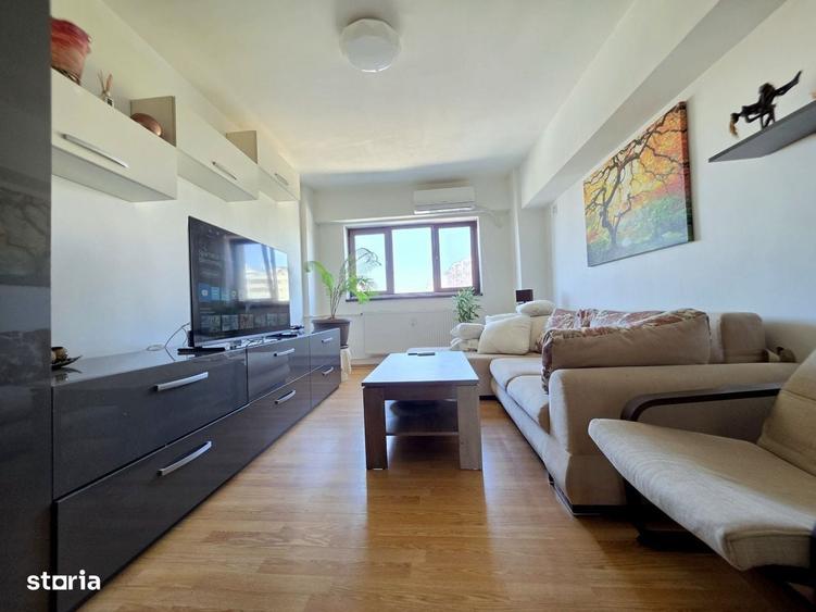 Apartament cu 4 camere decomandat în Vitan