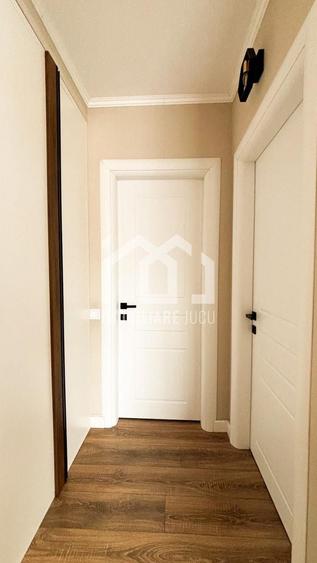 Apartament cu 3 camere semidecomandat, mobilat în Apahida