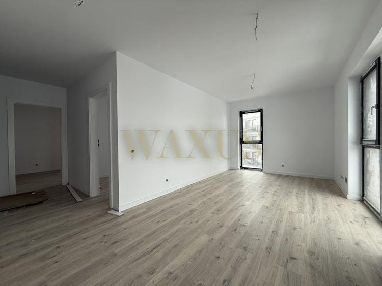 Apartament cu 3 camere semidecomandat în Florești — fotografia 1