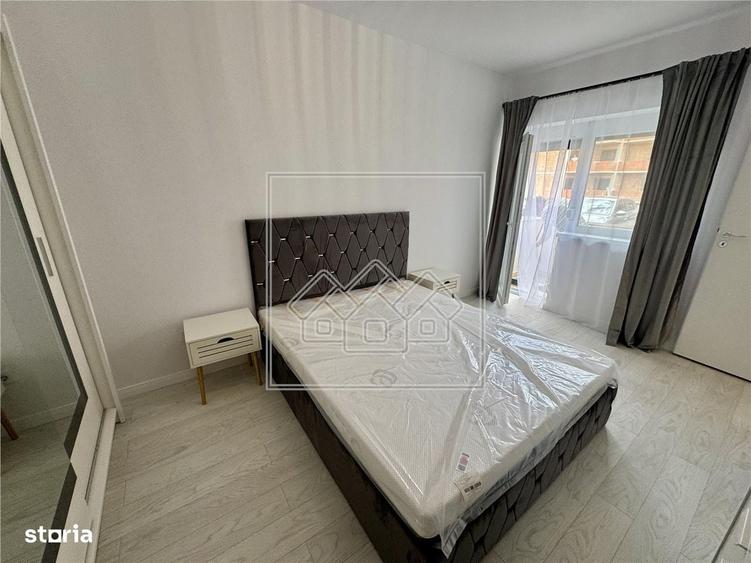 Apartament cu 2 camere decomandat în Vest