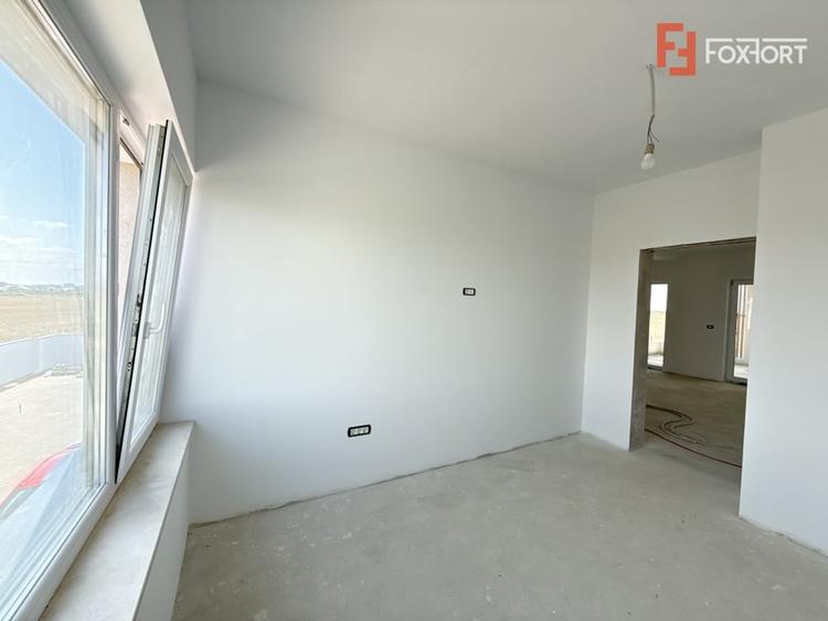 COMISION 0% Apartament cu 3 camere si terasa de 25 mp, etaj 1 - Torontalului - 12