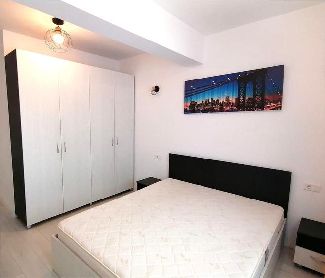 Apartament cu 2 camere decomandat în Theodor Pallady