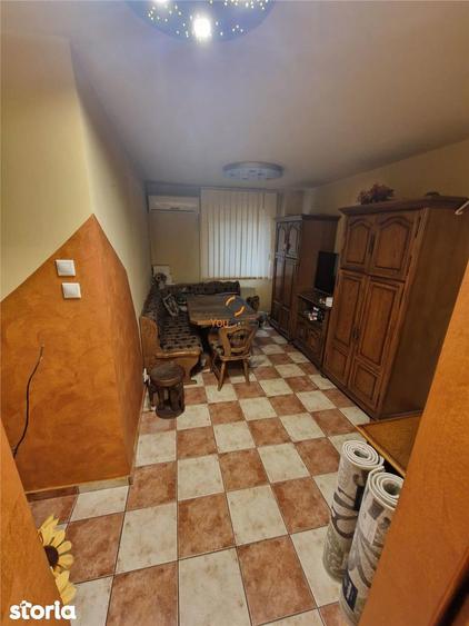Apartament cu 4 camere decomandat în Circumvalațiunii