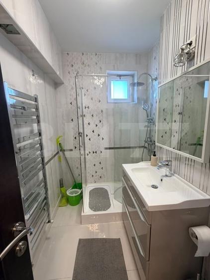 Apartament cu 2 camere decomandat, mobilat în Semicentral