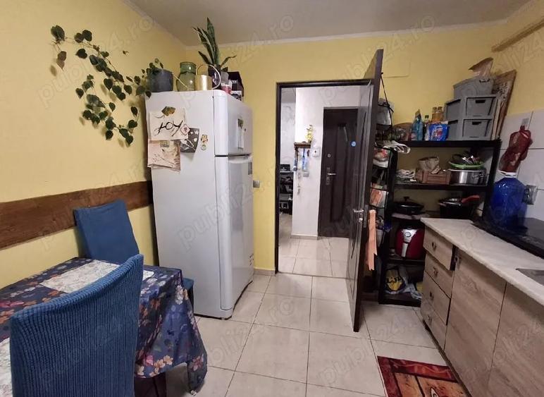 Apartament cu 2 camere semidecomandat în Moara de Vânt