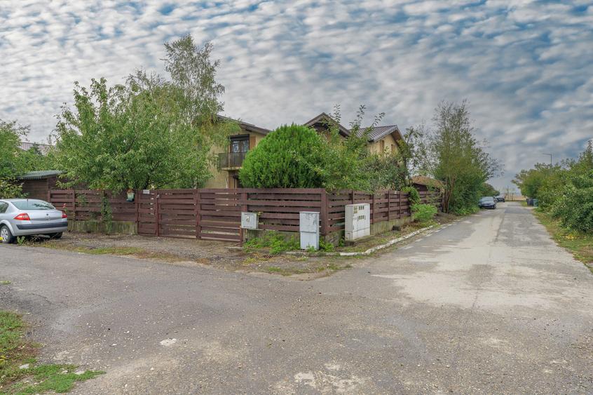 Casă cu 3 camere cu Canalizare în Balotești