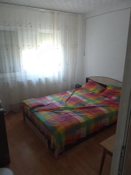 Garsonieră decomandată în Barieră