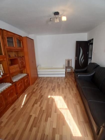 Apartament cu 2 camere decomandat, mobilat în Nord