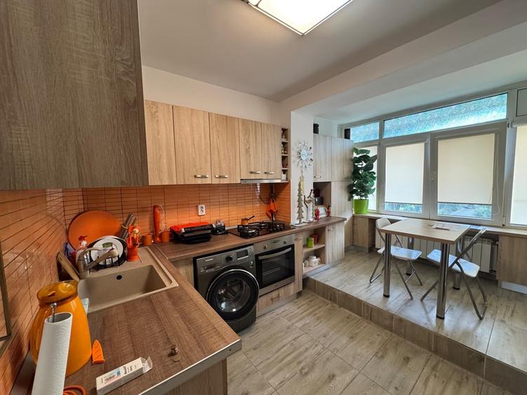 Inchiriere apartament trei camere mobilat/utilat 68mp Cotroceni metrou - 11