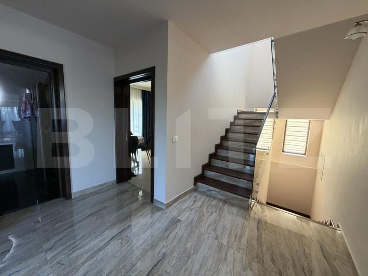 Casă cu 3 camere cu Teren 600 Mp în Central