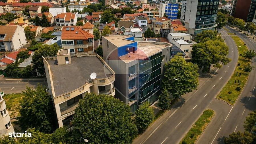 Casă cu 4 camere cu Teren 409 Mp în Central