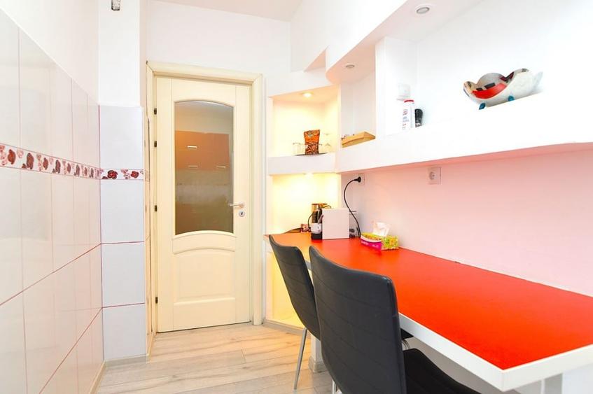 INCHIRIERE APARTAMENT 2 CAMERE UNIRII -PIATA UNIRII - 10