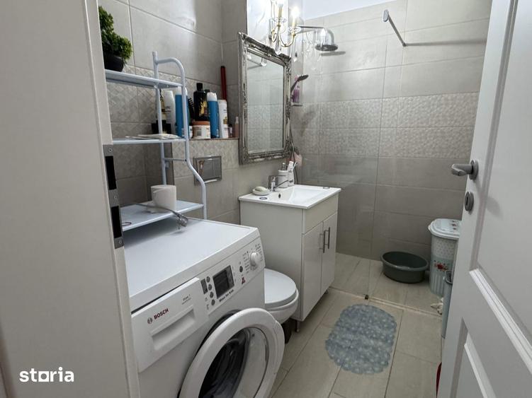 Apartament cu 2 camere decomandat, mobilat în Central