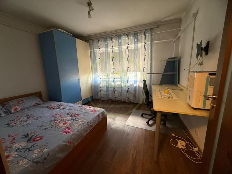 Apartament 2 camere, 58mp, cartier Lapus, zona Mall Electroputere - 4