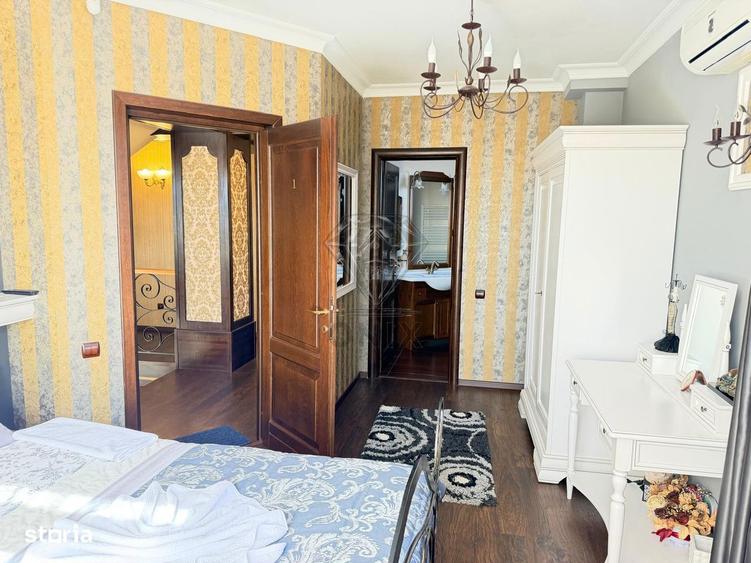 Casă cu 8 camere cu Teren 1280 Mp în Valea Doftanei