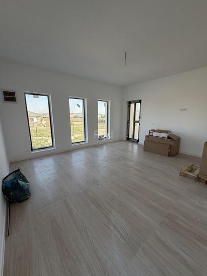 Casa Plan parter Maria Residence