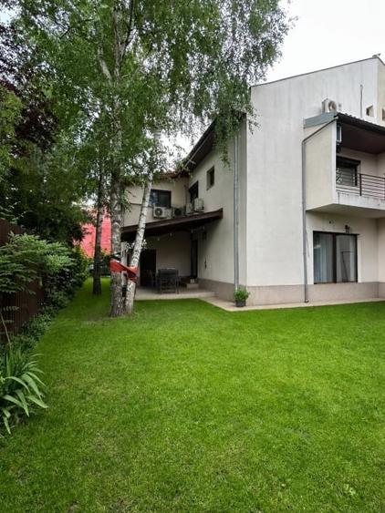 Duplex cu 5 camere cu Canalizare în Bucureștii Noi
