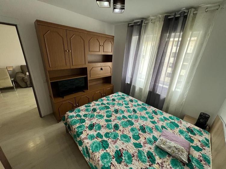 Apartament cu 2 camere decomandat în Florești