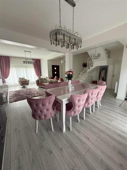 Casă cu 4 camere cu Teren 276 Mp în Exterior Vest