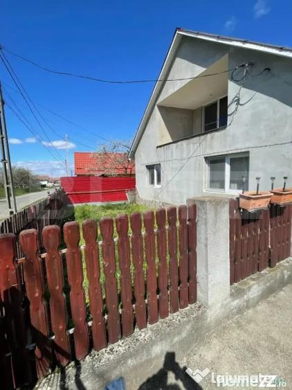 Casă cu 3 camere cu Teren 3000 Mp în Central