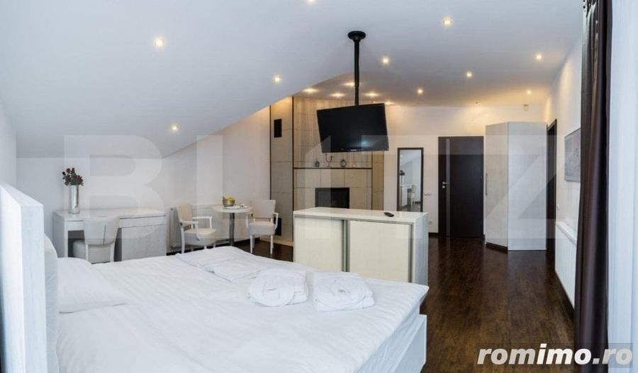 Casă cu 4 camere cu Teren 2456 Mp în Livezeni