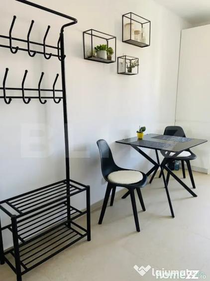 Apartament cu 2 camere semidecomandat în Torontalului