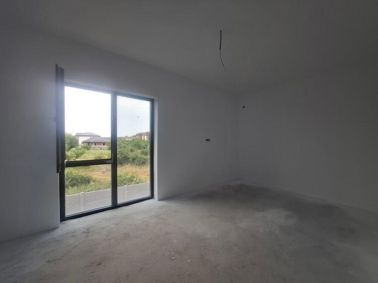 Duplex cu 4 camere cu Canalizare în Alexandriei