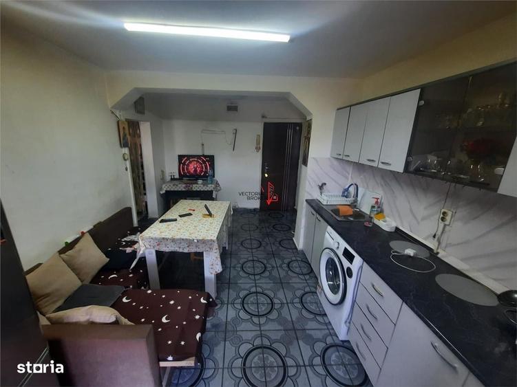 Apartament cu 2 camere decomandat în Costin Georgian