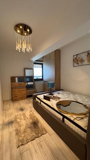Apartament cu 3 camere decomandat în Lacul Morii