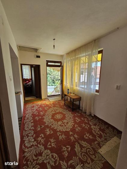 Casă cu 4 camere cu Teren 1280 Mp în Mănăstireni