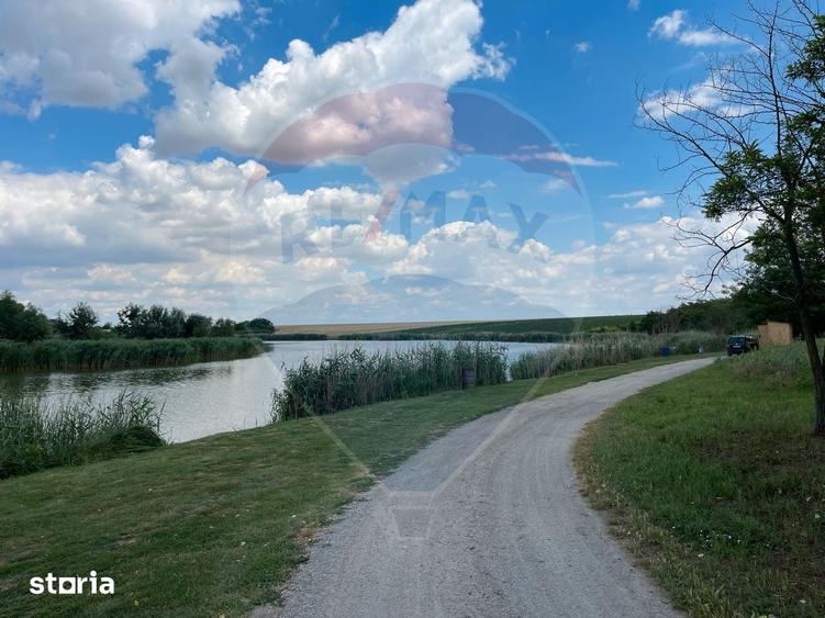 Teren de 4350 mp, în Vasilați