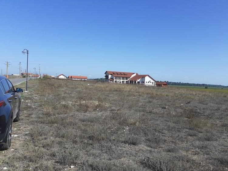 Teren Construcții intravilan de 2000 mp, în Murighiol