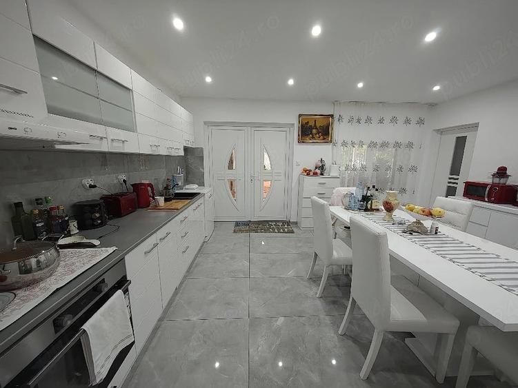 Casă cu 3 camere cu Teren 362 Mp în Central