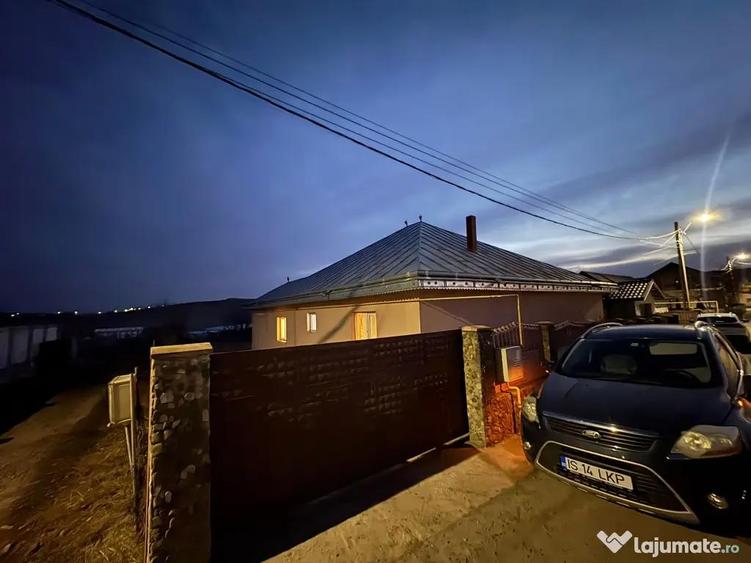 Casă cu 3 camere în Ion Neculce
