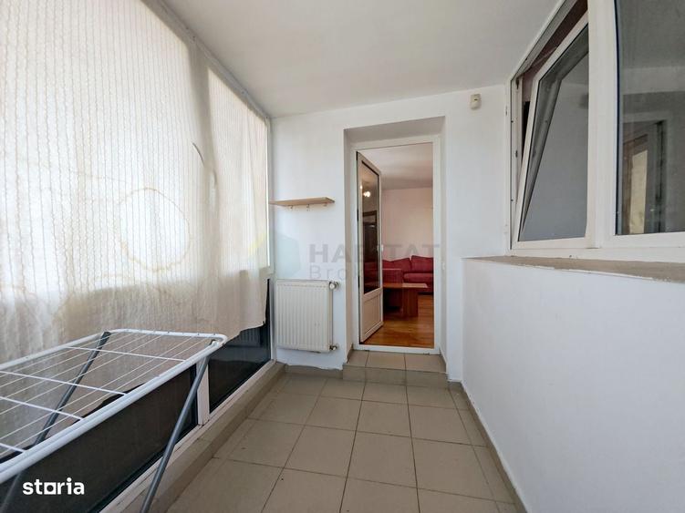 Apartament cu 3 camere semidecomandat în Titan