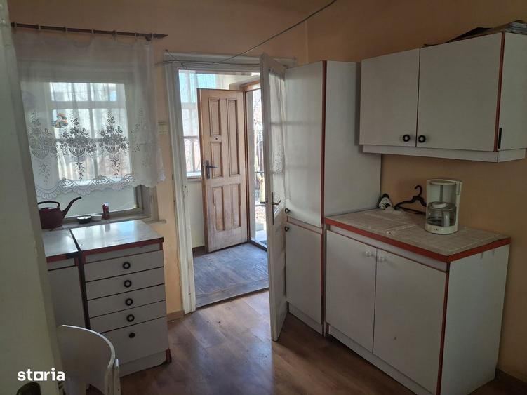 Casă cu 4 camere cu Teren 481 Mp în Între Lacuri