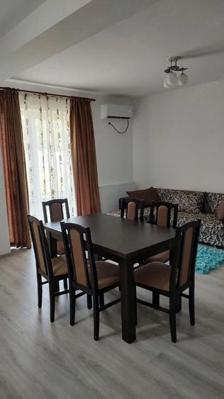 Apartament cu 2 camere semidecomandat, mobilat în Giroc