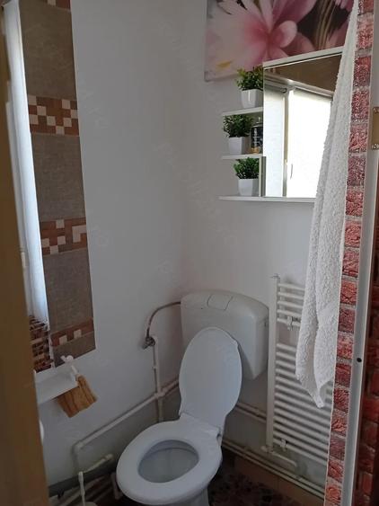Casă cu Teren 60 Mp în Central