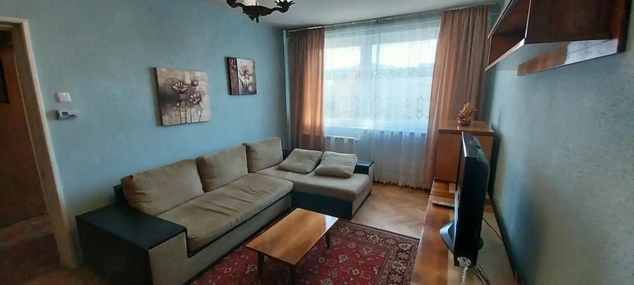 Apartament cu 2 camere semidecomandat în Centrul Civic